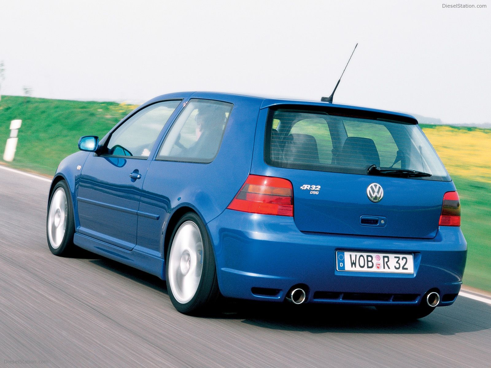 Volkswagen Golf IV R32